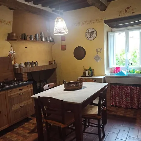 別荘 Corte Pippi Da Anna E Mario Villa Basilica