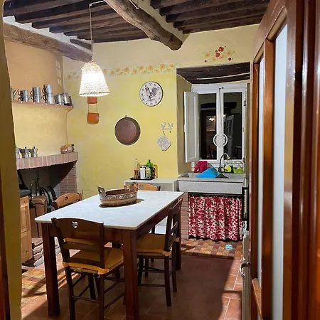 別荘 Corte Pippi Da Anna E Mario Villa Basilica